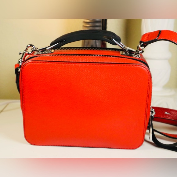 MARC JACOBS CROSSBODY LUNBOX PURSE NWOT - Picture 4 of 15